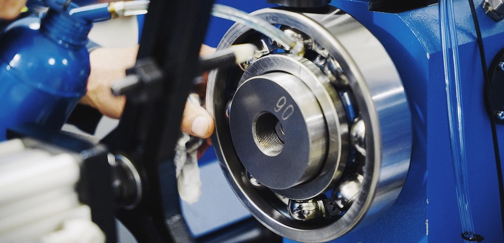 Ультразвуковая диагностика подшипников: современный подход к контролю состояния оборудования